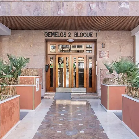 Gemelos 2 21-b Levante Beach